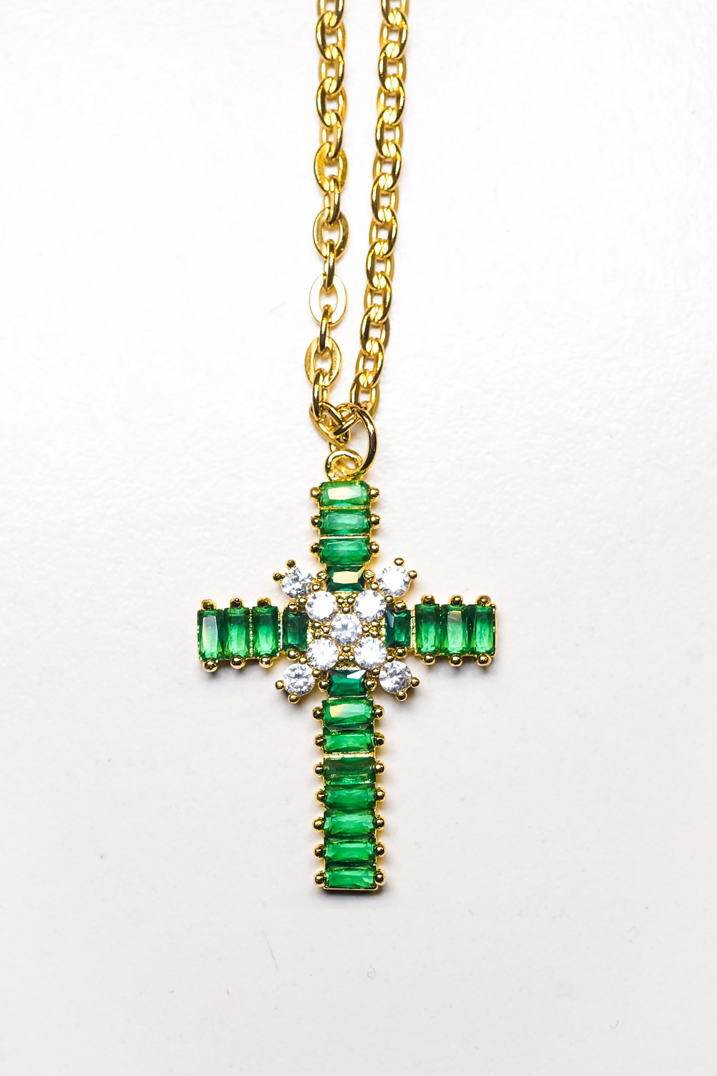 GREEN BAGUETTE CROSS