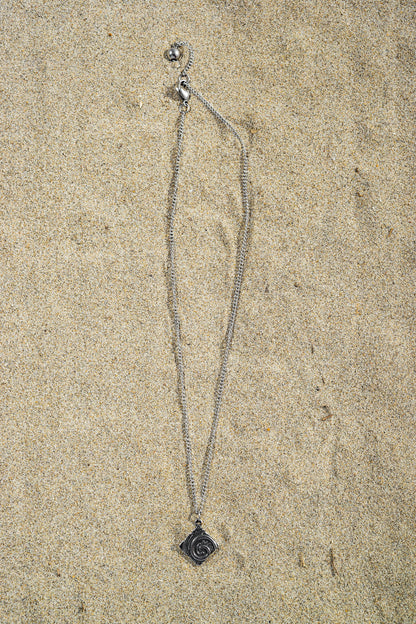 SPIRAL NECKLACE